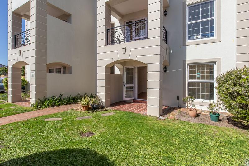 To Let 1 Bedroom Property for Rent in Tokai Western Cape